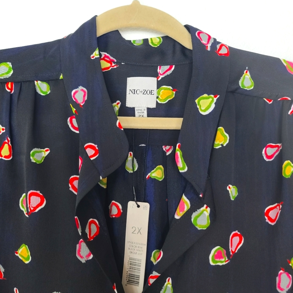 NIC+ZOE Plus Size Party Pears Printed Novelty Button Down Blouse Top - Picture 8 of 9